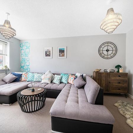 Stylish 3 Bed House, Large Garden, Parking, Wifi - Esho Stays Coventry Exterior foto