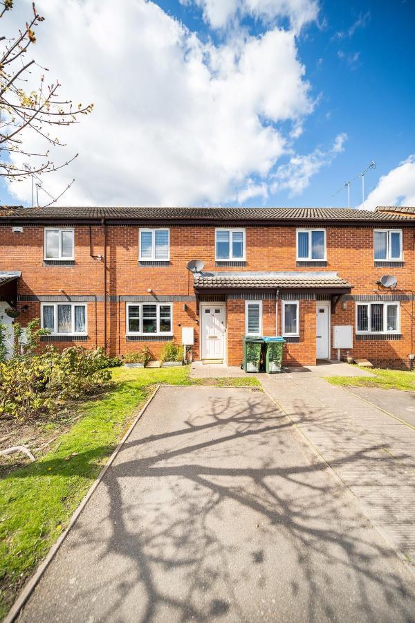 Stylish 3 Bed House, Large Garden, Parking, Wifi - Esho Stays Coventry Exterior foto
