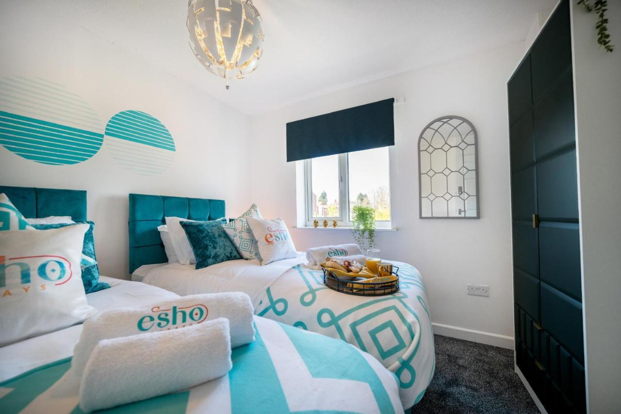 Stylish 3 Bed House, Large Garden, Parking, Wifi - Esho Stays Coventry Exterior foto